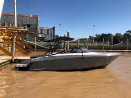 Venta Lancha Klase A 235