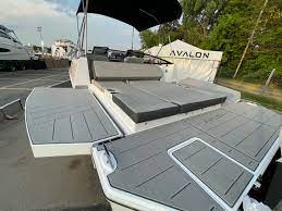 AVALON 240 OPEN + CUDDY VOLVO 280 HP – 0 HS