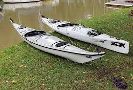 Kayak De Travesia Sdk 4,50 Xlt 2 Tambuchos Y Timón